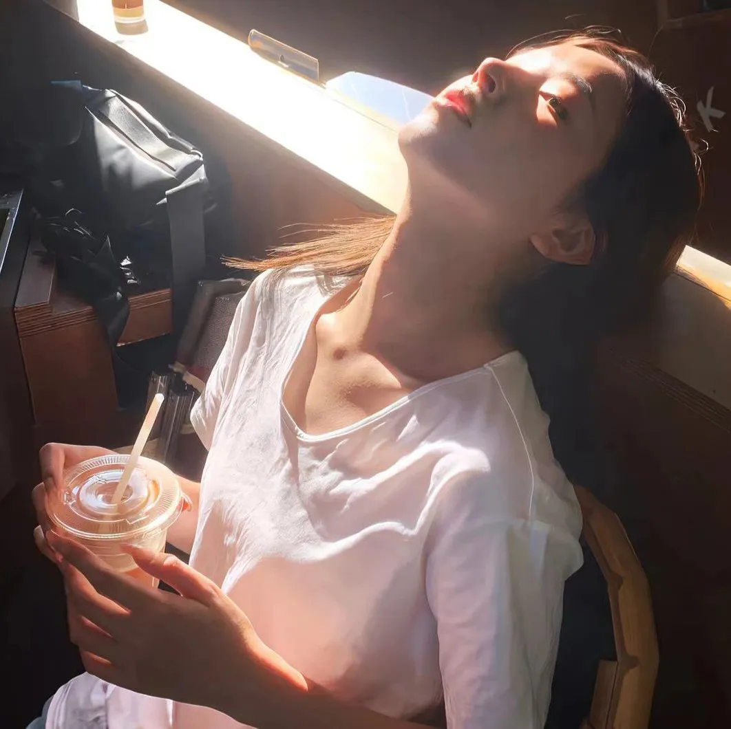 无法相恋的两人