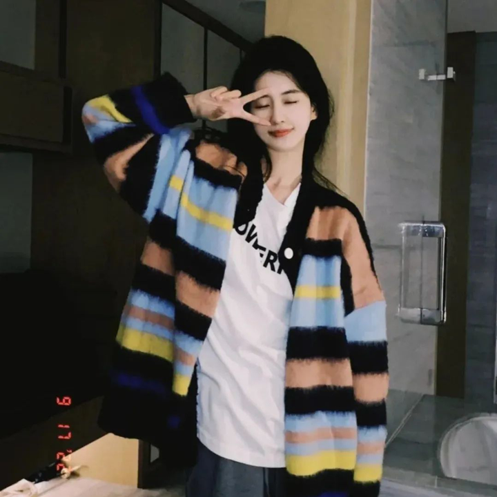 二楼传来的歌声